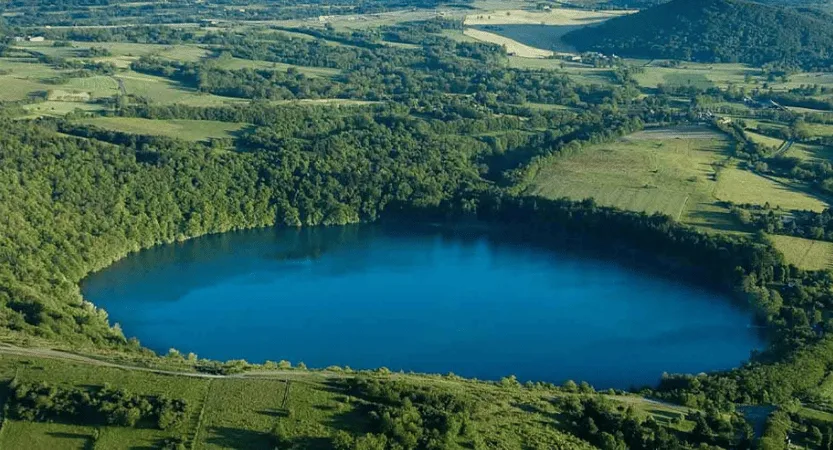 Le gour de tazenat